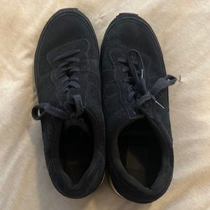 Gap dark blue soft faux leather shoes